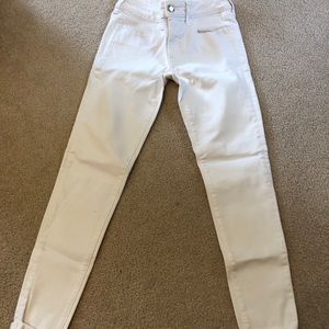 Barely worn american eagle white jeans